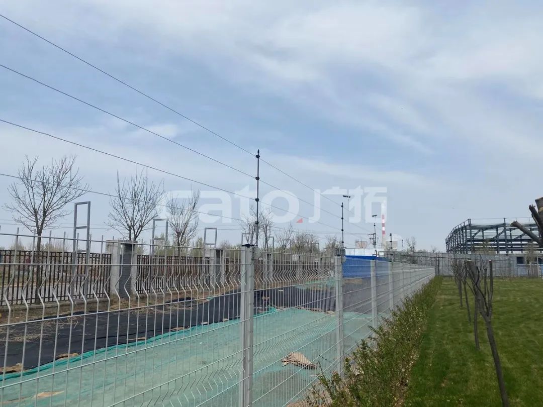 為什么廊坊這個工廠的周界用了兩種安裝方式？(圖7)
