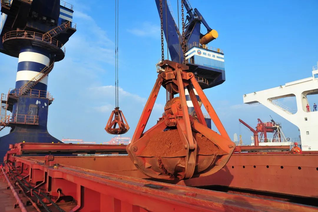 2200米煙臺(tái)港碼頭重點(diǎn)防爆區(qū)？防爆張力電子圍欄硬核出手！(圖3)