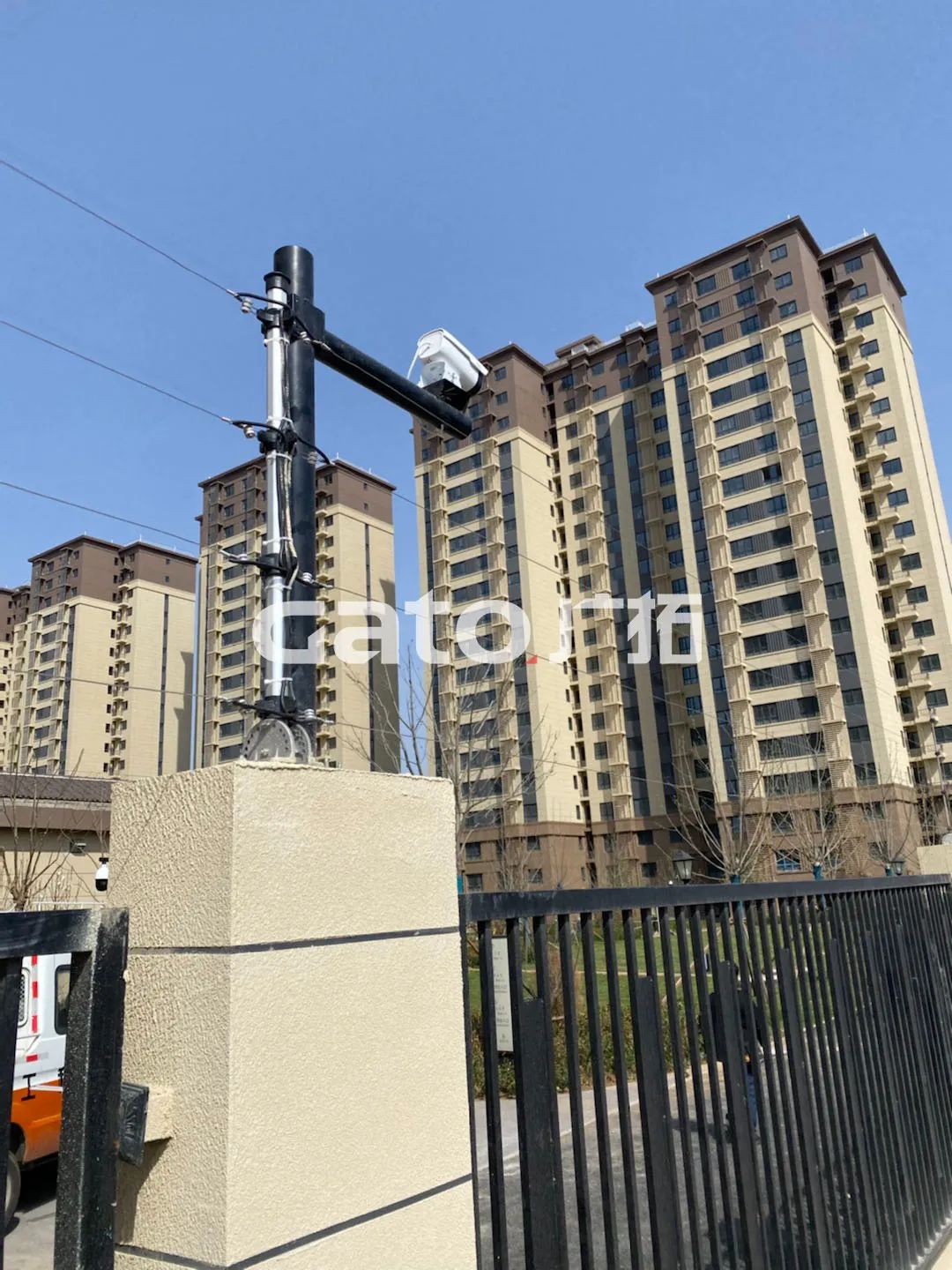 張力和脈沖電子圍欄共用你見過嗎？北京平谷愉景公館有話說！(圖3)