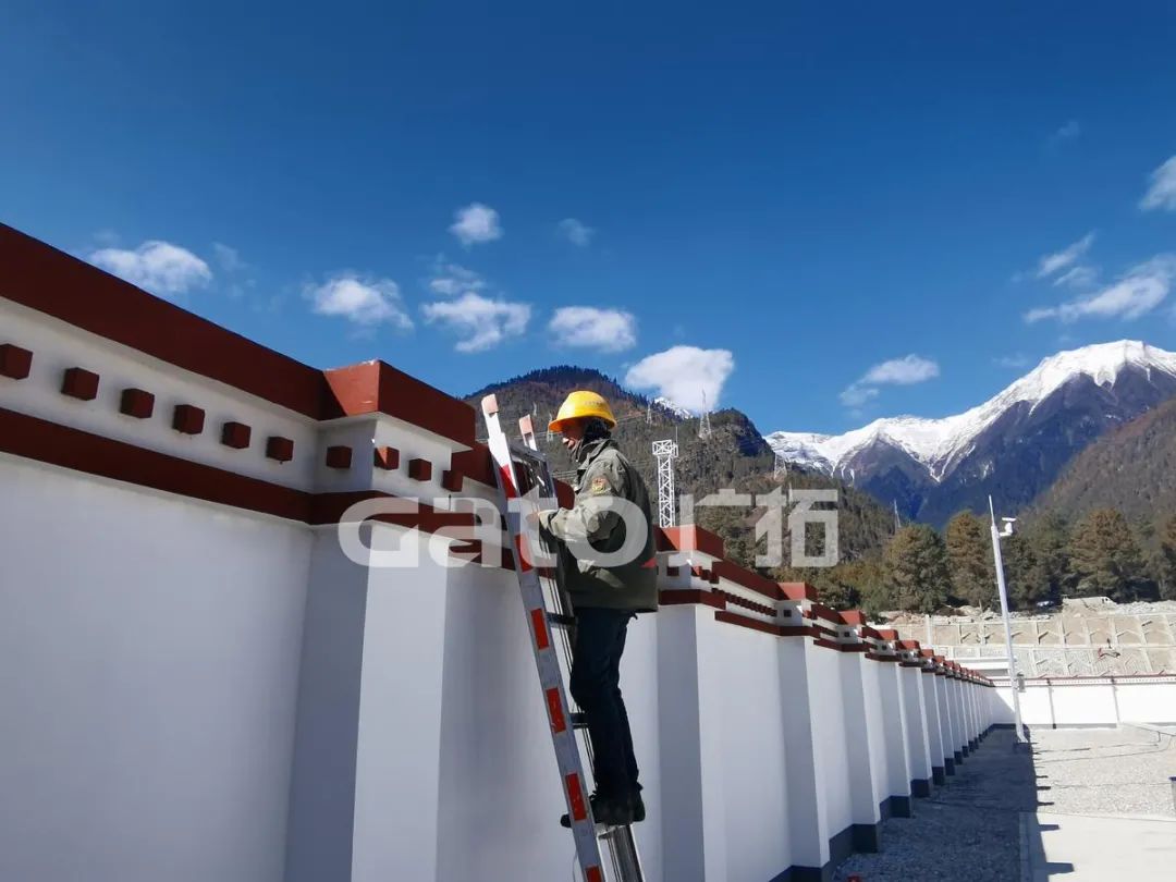 在海拔3700米高原裝電子圍欄是什么體驗(yàn)？ 打卡西藏第一條電氣化鐵路(圖5)