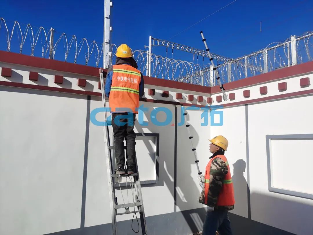 在海拔3700米高原裝電子圍欄是什么體驗(yàn)？ 打卡西藏第一條電氣化鐵路(圖6)