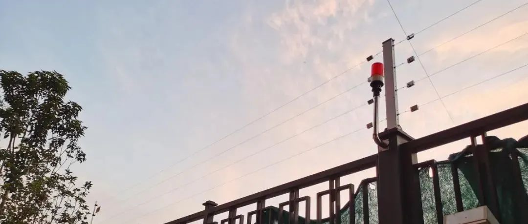 在海拔3700米高原裝電子圍欄是什么體驗(yàn)？ 打卡西藏第一條電氣化鐵路(圖26)